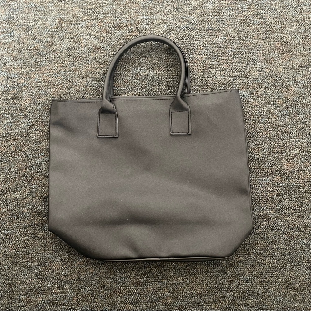 Classic black tote bag